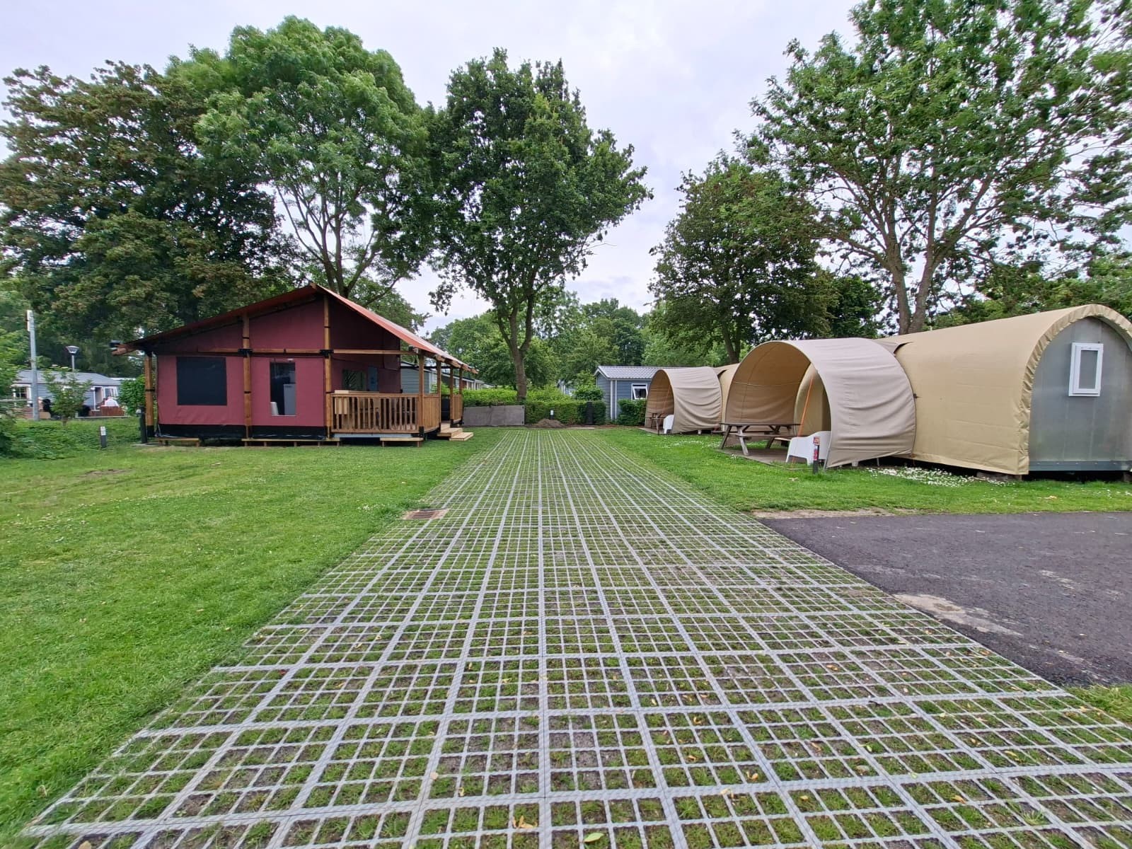 2026 06 08 wander lodge 2 op vakantiepark delftse hout 1