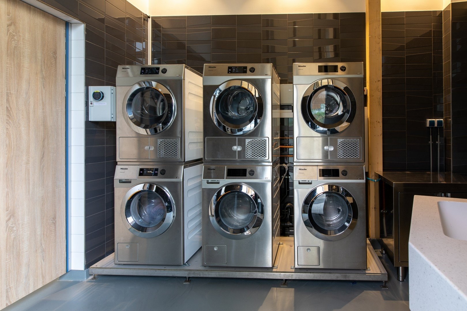 Sanitairgebouw 49