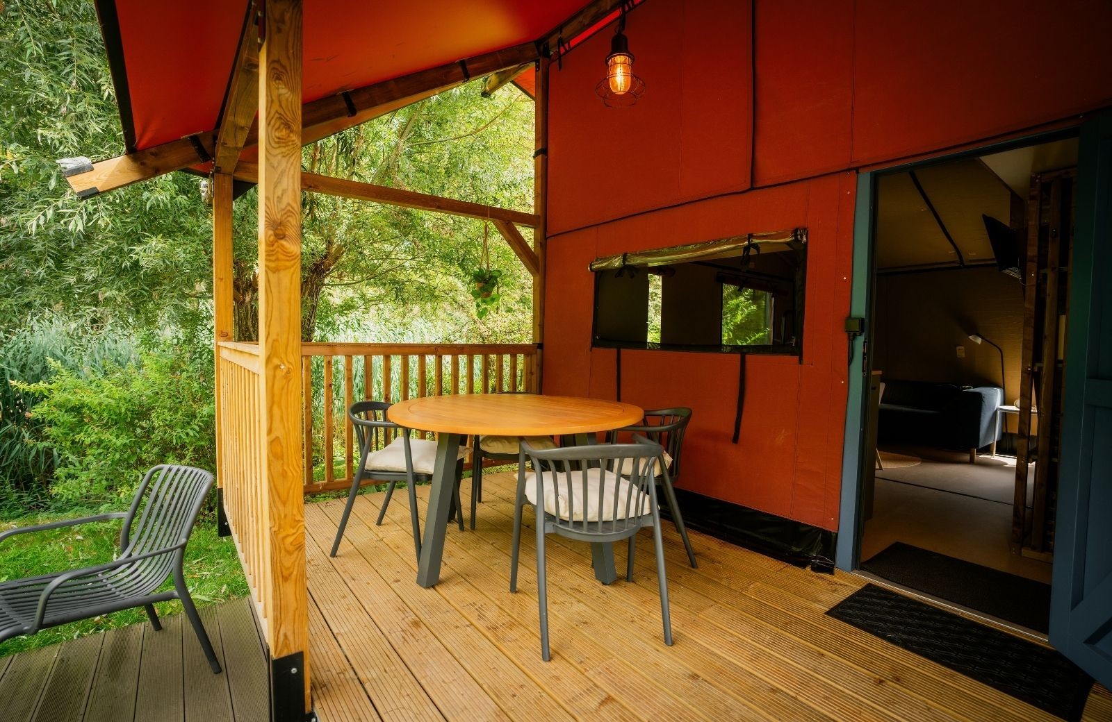 Wander lodge 6
