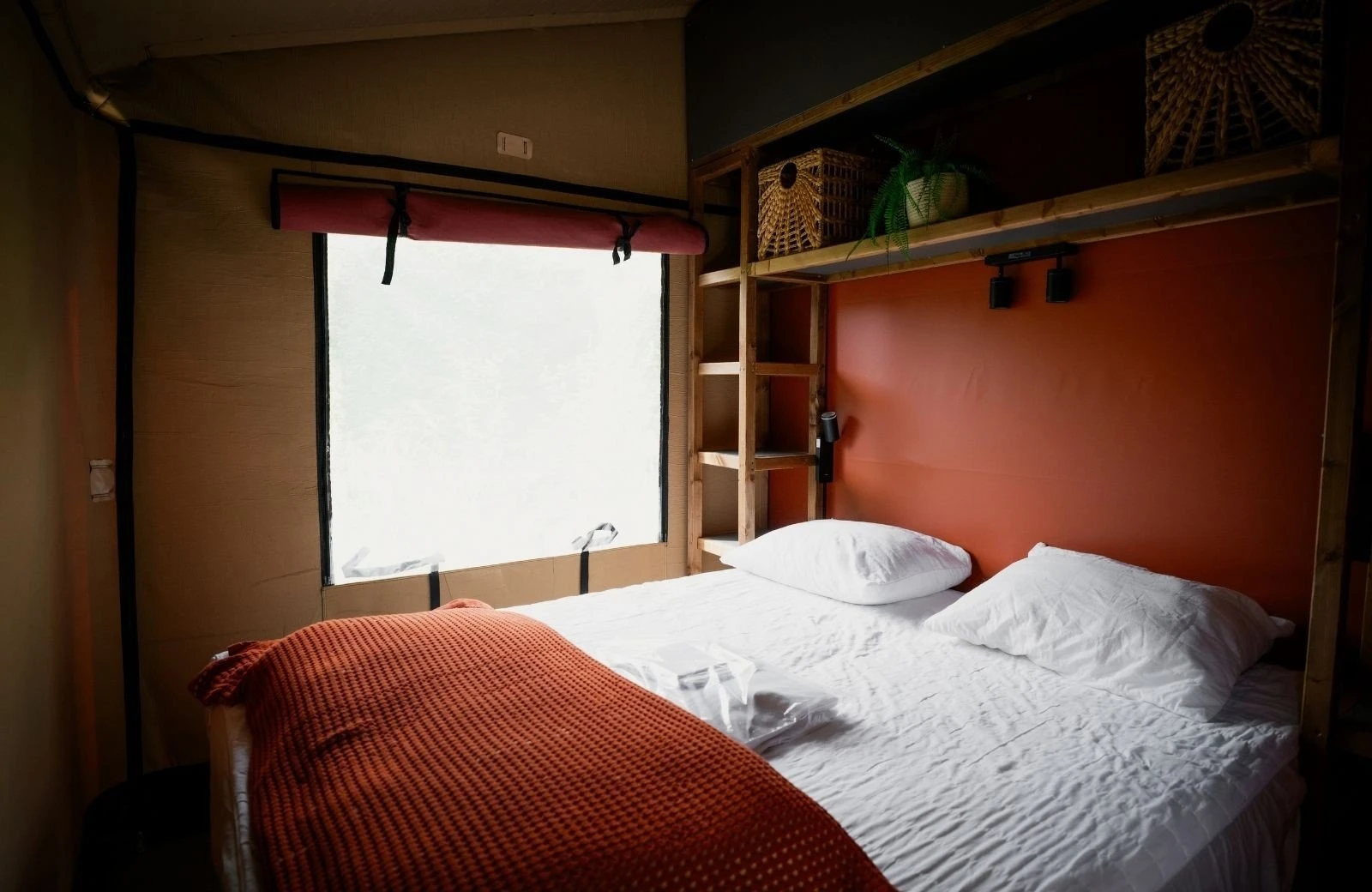 Wander lodge slaapkamer beneden